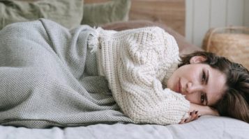 SUFFERING-FROM-HERNIATED-DISC-HERE-ARE-6-BEST-MATTRESSES-TO-FIX-YOUR-PROBLEM